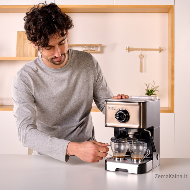 Black+Decker BXCO1200E espreso aparatas su kolba 12