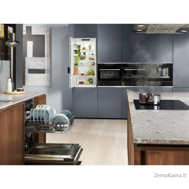 Įmontuojama indaplovė Electrolux EEC87400W 8