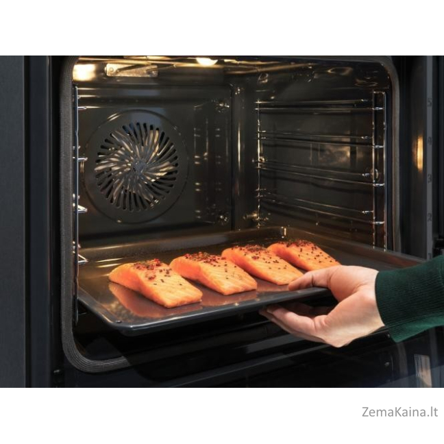 Įmontuojama orkaitė Electrolux SteamBoost EOB8S39WZ 5