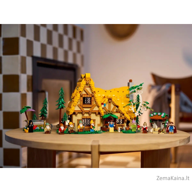 LEGO 43242 Disney Chatka Królewny Śnieżki i siedmiu krasnoludków 9