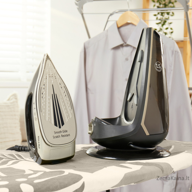 Petra PF01483VDEEU7 2600W Steam Station Black and Platinum 3